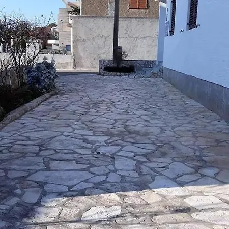 Apartman With Parking Space - 16226