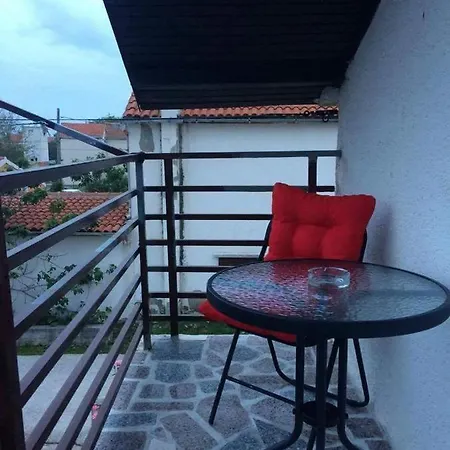 With A Parking Space - 16226 شقة *