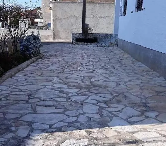 Appartamento With Parking Space - 16226